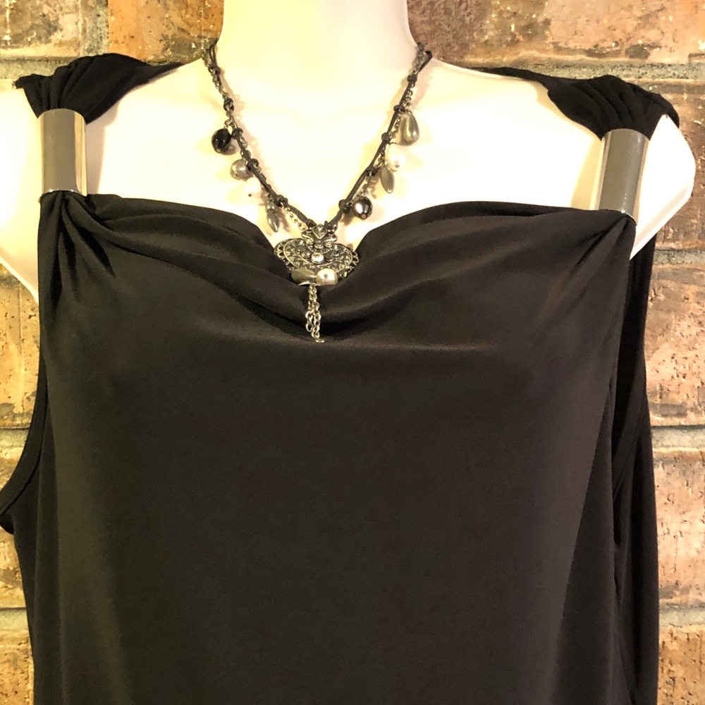 Black Shell Top - Picture 7 of 9